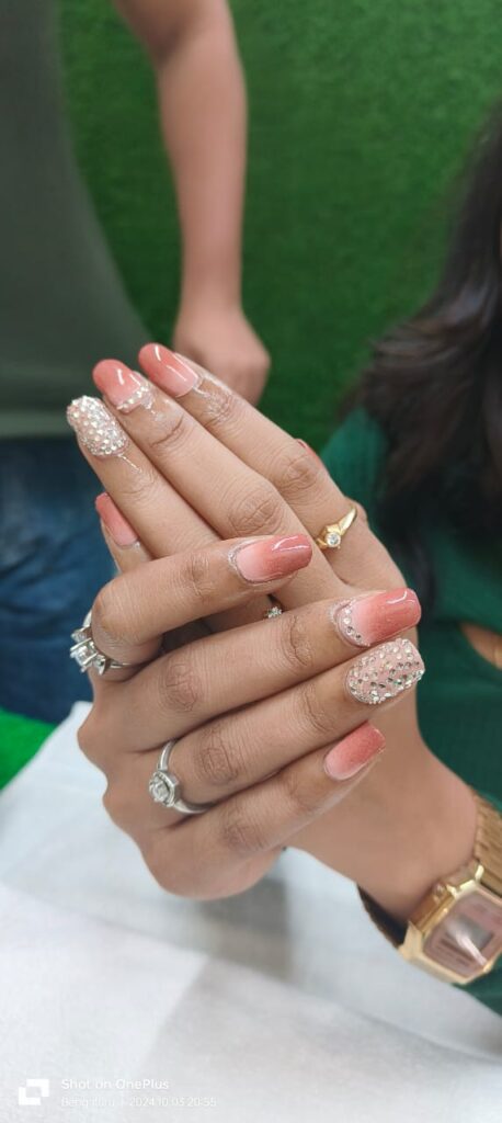 gel polish beauty salon near me